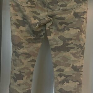Women’s Hudson camo jeans, size 31 skinny